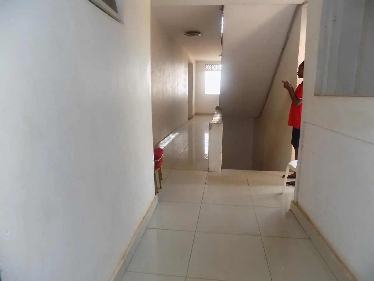 Mamerito Hotel Kampala 2*,