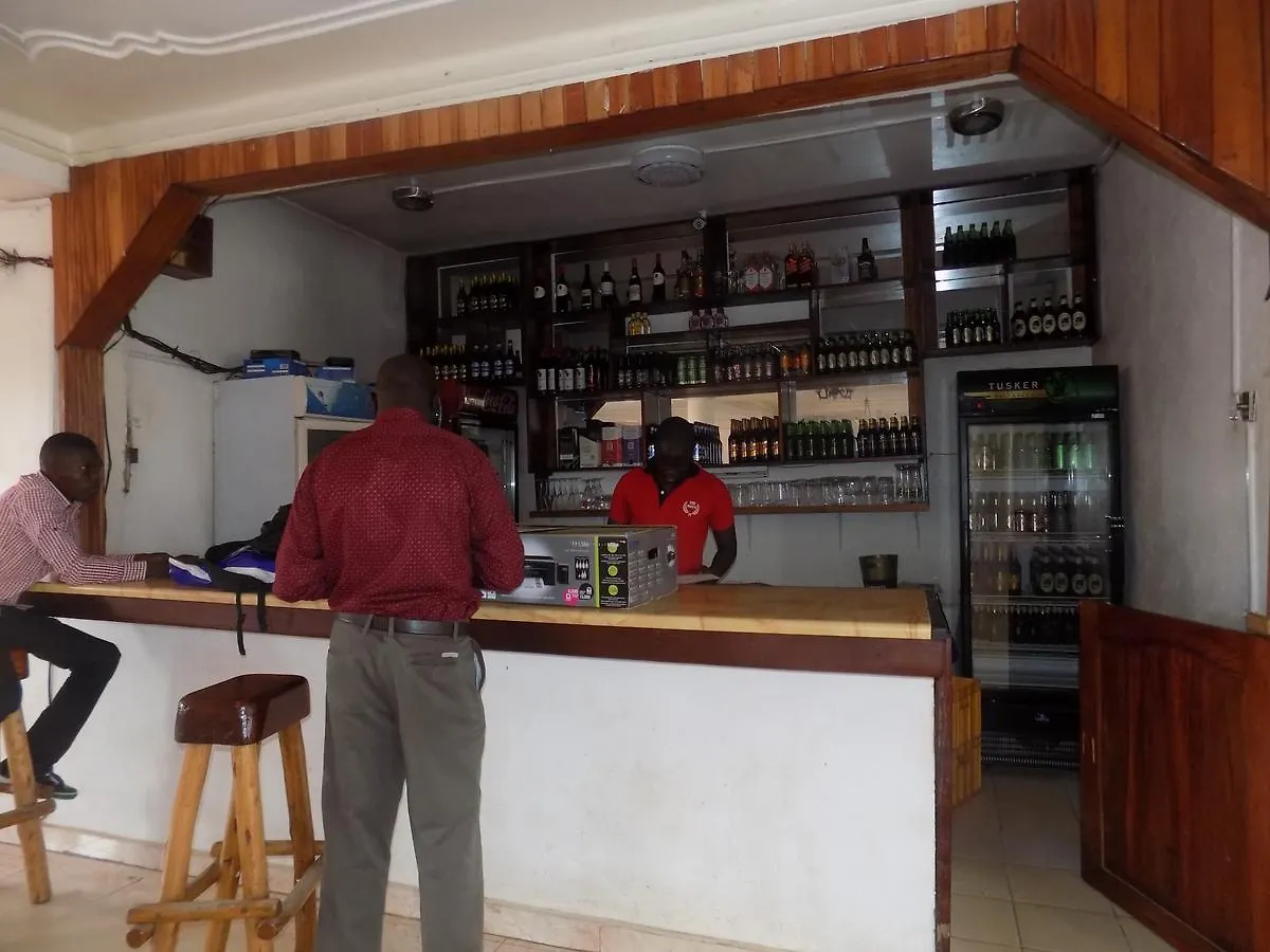 Mamerito Hotel Kampala 2*,
