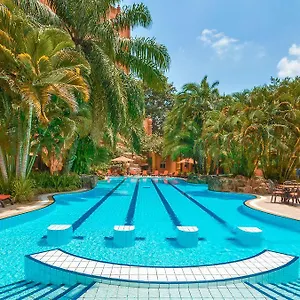 Serena Hotel